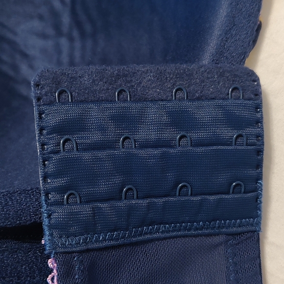 💜 EUC Cacique Brand Intimates Ladie's Cotton Blend Floral Pattern & Lace, 40F - Picture 12 of 14